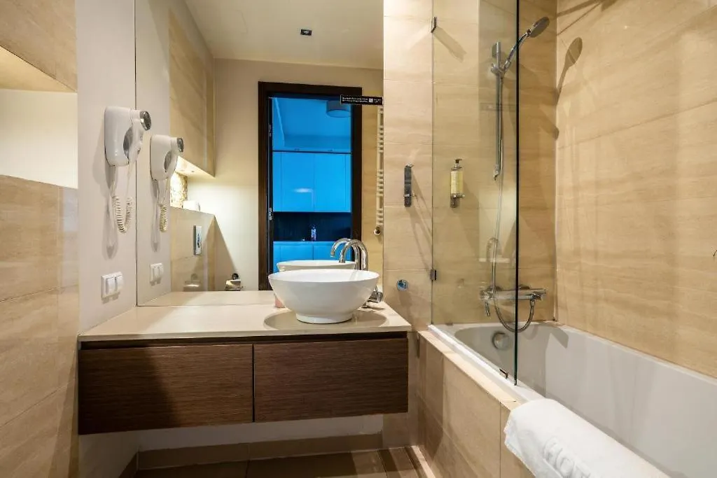 Platinum Tower - City Center - Golden Apartments Warsaw